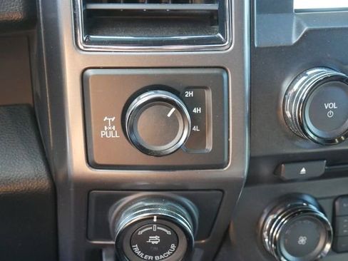 Used 2018 Ford F150 XLT w/ Equipment Group 302A Luxury image 23