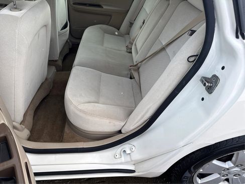 Used 2007 Chevrolet Impala LT image 11