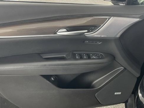 Used 2023 Cadillac XT5 Sportv image 35