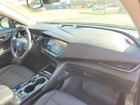 Used 2021 Buick Envision Preferred image 22
