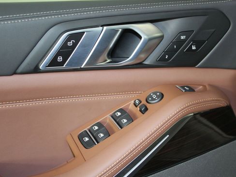 New 2026 BMW X5 sDrive40i w/ M Sport Package image 23