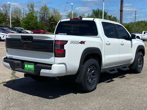 New 2026 Nissan Frontier PRO-4X w/ Pro Premium Package AWD/4WD image 5