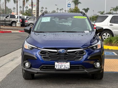Used 2025 Subaru Crosstrek 2.0i Premium image 11