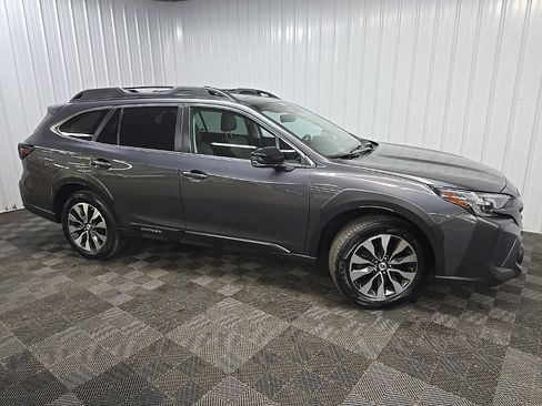 Used 2023 Subaru Outback Limited XT AWD/4WD image 1