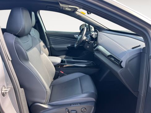 Certified 2023 Volkswagen ID.4 Pro S AWD/4WD image 15