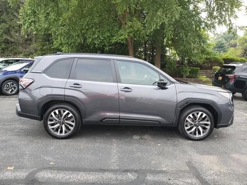 Used 2026 Subaru Forester Touring AWD/4WD image 2