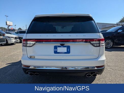 Used 2022 Lincoln Aviator Reserve w/ Elements Package Plus image 5