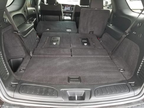 Used 2024 Dodge Durango SXT AWD/4WD image 21