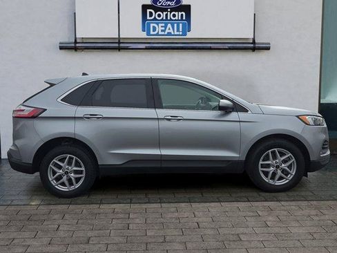 Certified 2024 Ford Edge SEL w/ Convenience Package AWD/4WD image 2