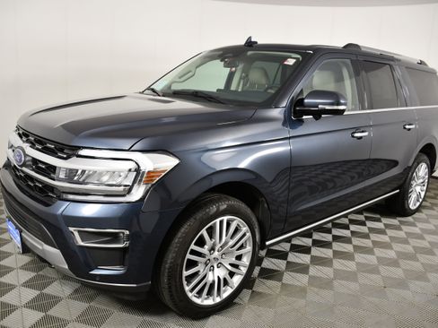 Used 2024 Ford Expedition Max Limited AWD/4WD image 10