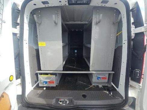 Used 2020 Ford Transit Connect XLT image 12