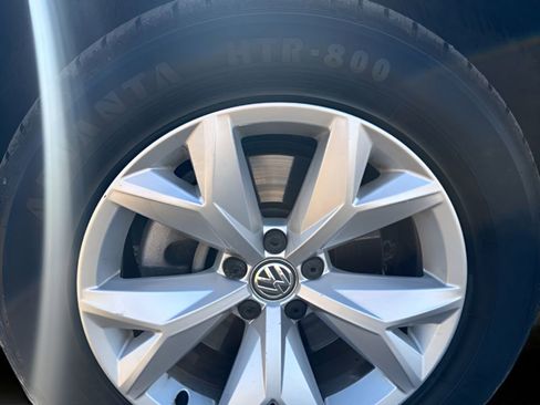 Used 2018 Volkswagen Atlas SE image 20