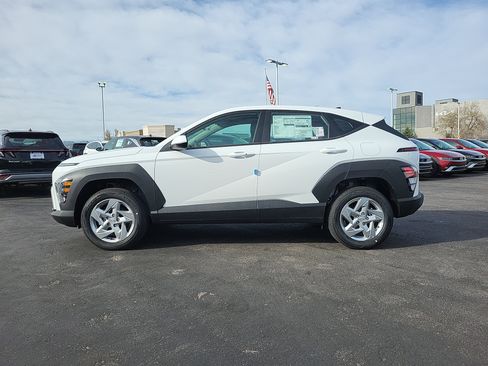 New 2026 Hyundai Kona SE AWD/4WD image 2