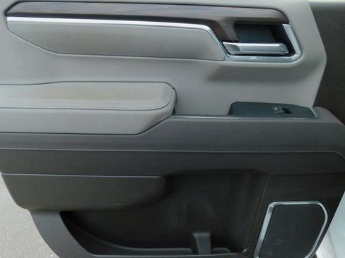 Used 2025 GMC Sierra 1500 SLT image 26