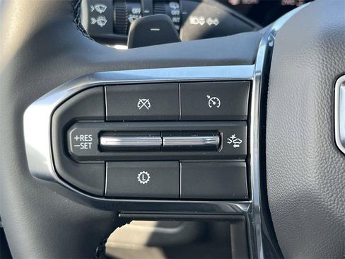 New 2026 GMC Yukon Denali w/ Sun & Power Step Package image 13