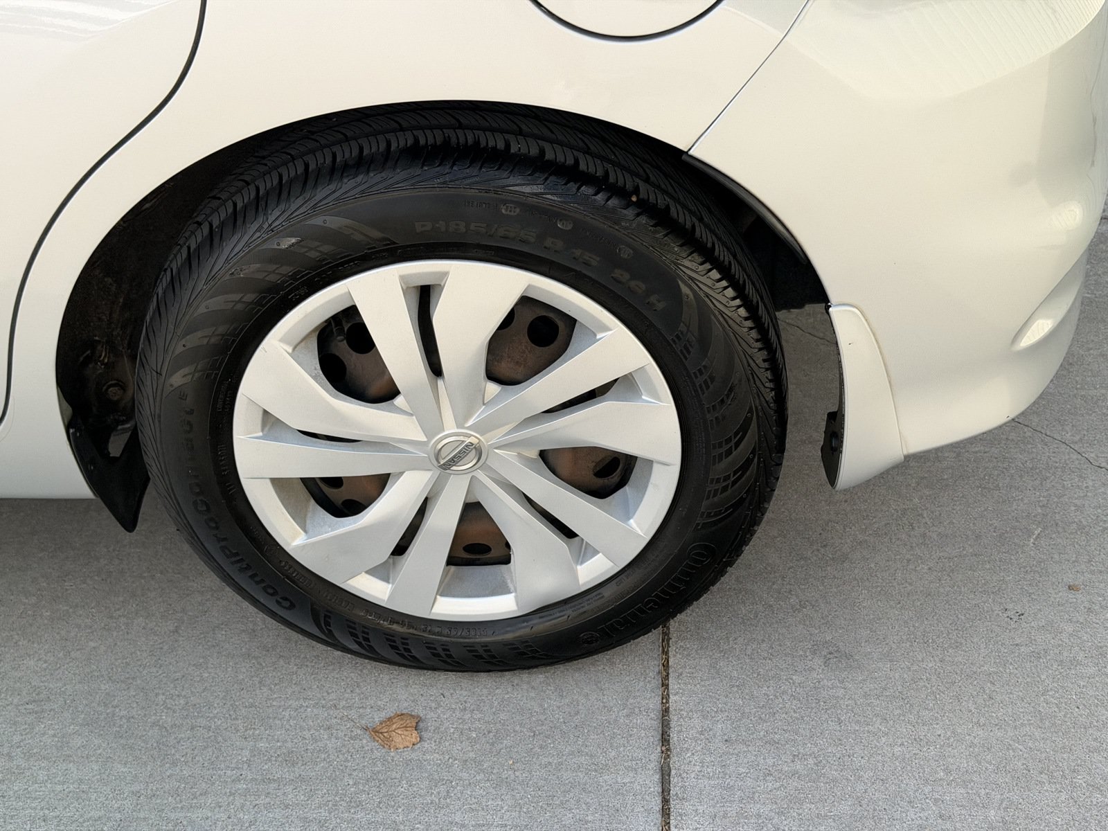 Used 2018 Nissan Versa Note SV FWD image 12