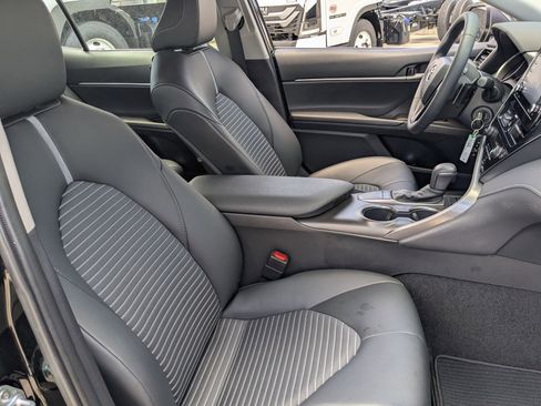 Used 2023 Toyota Camry SE FWD image 28