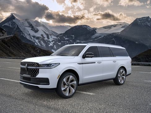 New 2026 Lincoln Navigator L Black Label AWD/4WD image 1