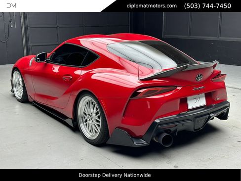 Used 2020 Toyota Supra Premium w/ Driver Assist Package image 5