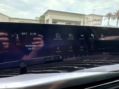 New 2026 Cadillac Escalade IQ Luxury 1 w/ LPO, Floor Liner Package image 16