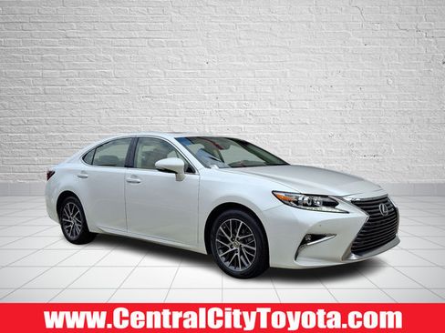 Used 2016 Lexus ES 350 w/ Navigation System Package FWD image 1