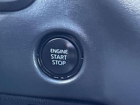 Used 2023 Toyota Tundra Platinum image 34