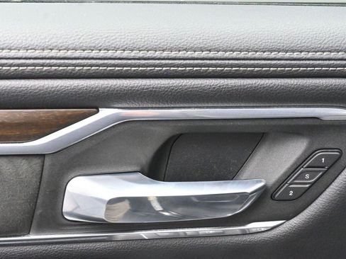 Used 2022 RAM 1500 Laramie image 10