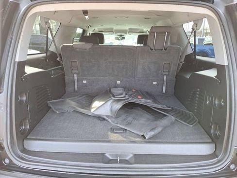 Used 2018 GMC Yukon XL SLE w/ Convenience Package image 5