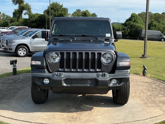 Used 2022 Jeep Wrangler Unlimited Sport AWD/4WD image 2