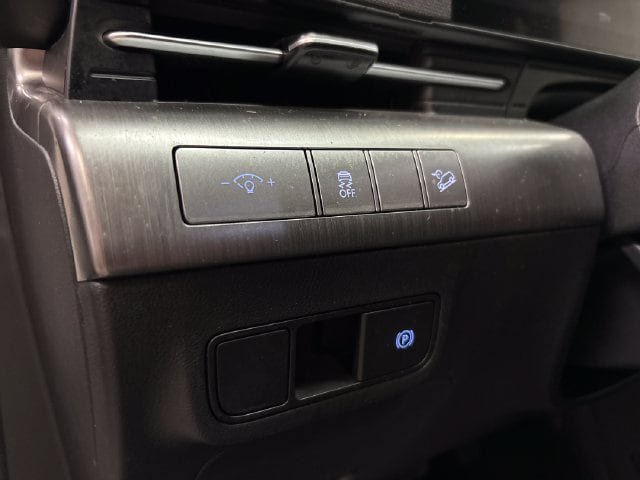 Used 2024 Hyundai Kona SEL w/ Convenience Package AWD/4WD image 28