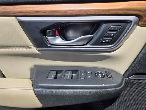 Used 2017 Honda CR-V EX-L image 11