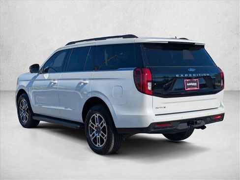 New 2026 Ford Expedition Active RWD image 9