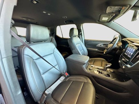 Used 2023 Chevrolet Traverse LT w/ Midnight/Sport Edition image 29