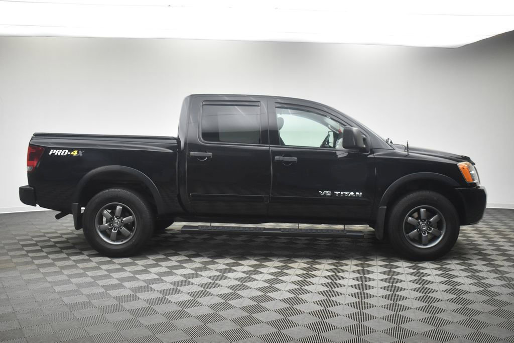 Used 2014 Nissan Titan PRO-4X AWD/4WD image 9