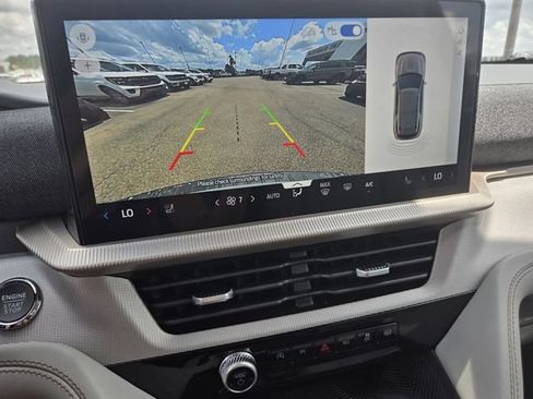 New 2026 Ford Explorer Active w/ Active Comfort Package RWD image 8