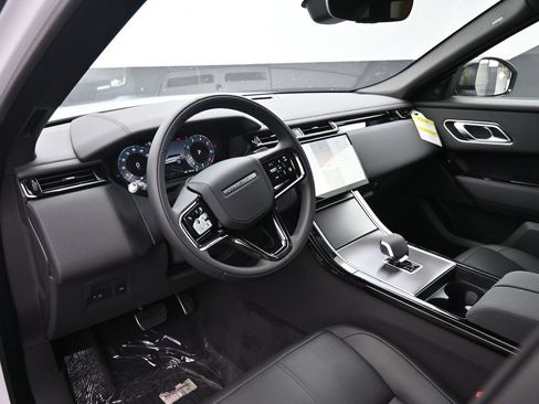 New 2026 Land Rover Range Rover Velar Dynamic SE image 14