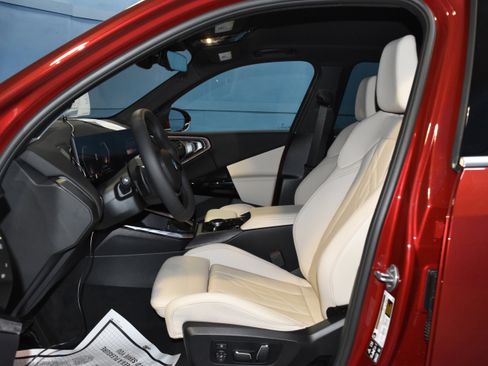 New 2026 BMW X3 xDrive30 w/ Premium Package image 7