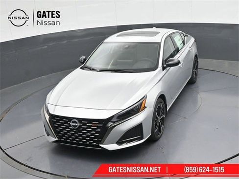 New 2025 Nissan Altima 2.5 SR image 53