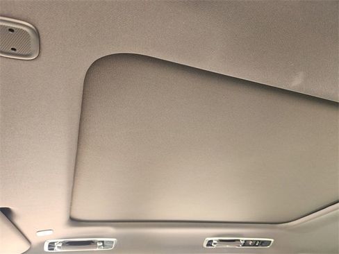 New 2026 Land Rover Range Rover Sport Dynamic SE image 18