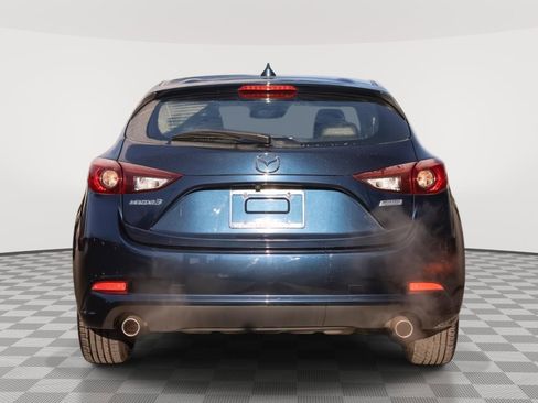 Used 2018 MAZDA MAZDA3 Touring image 20