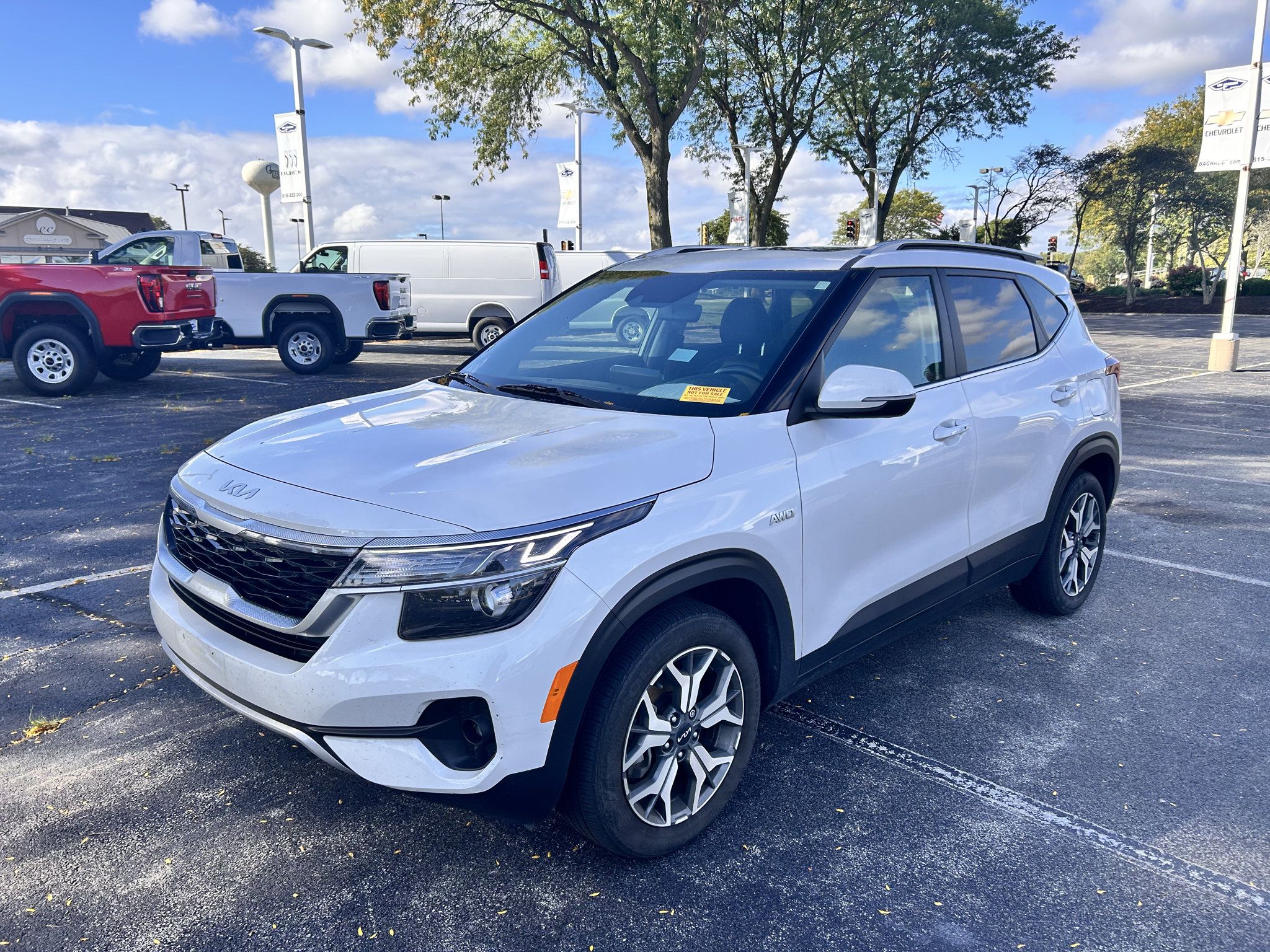 Used 2023 Kia Seltos EX AWD/4WD image 1