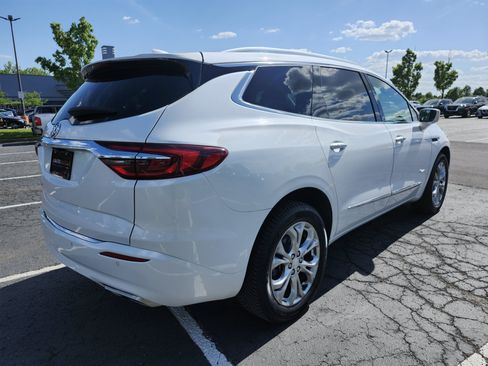 Used 2020 Buick Enclave Avenir w/ Avenir Technology Package AWD/4WD image 18