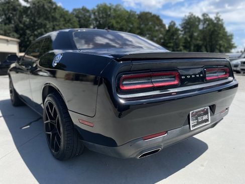 Used 2016 Dodge Challenger SXT w/ Super Sport Group (SS/T) RWD image 5