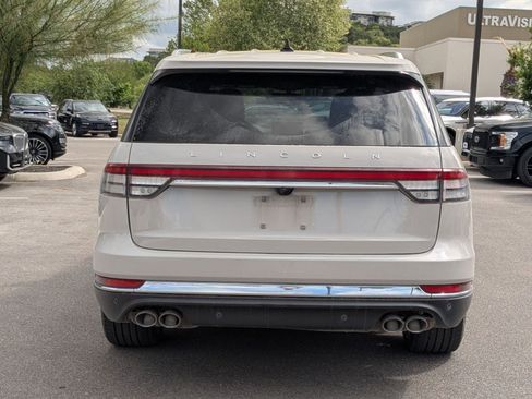 Used 2023 Lincoln Aviator Reserve w/ Equipment Group 201A image 4