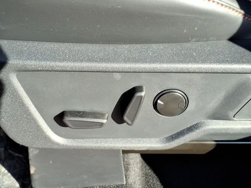 New 2025 Ford Bronco Raptor image 17