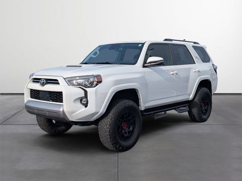 Used 2024 Toyota 4Runner TRD Off-Road Premium w/ Moonroof Package image 2