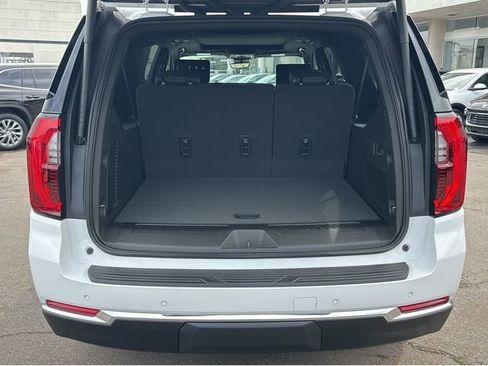 New 2026 GMC Yukon XL Elevation w/ Elevation Premium Package AWD/4WD image 31
