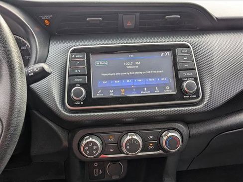 Used 2023 Nissan Kicks S image 13