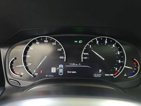 Used 2020 BMW 330i Sedan w/ Convenience Package image 22