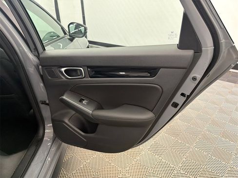 Used 2025 Honda Civic Sport Touring image 17